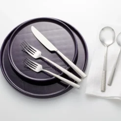 Modulus Nightshade 16-Piece Dinnerware Set