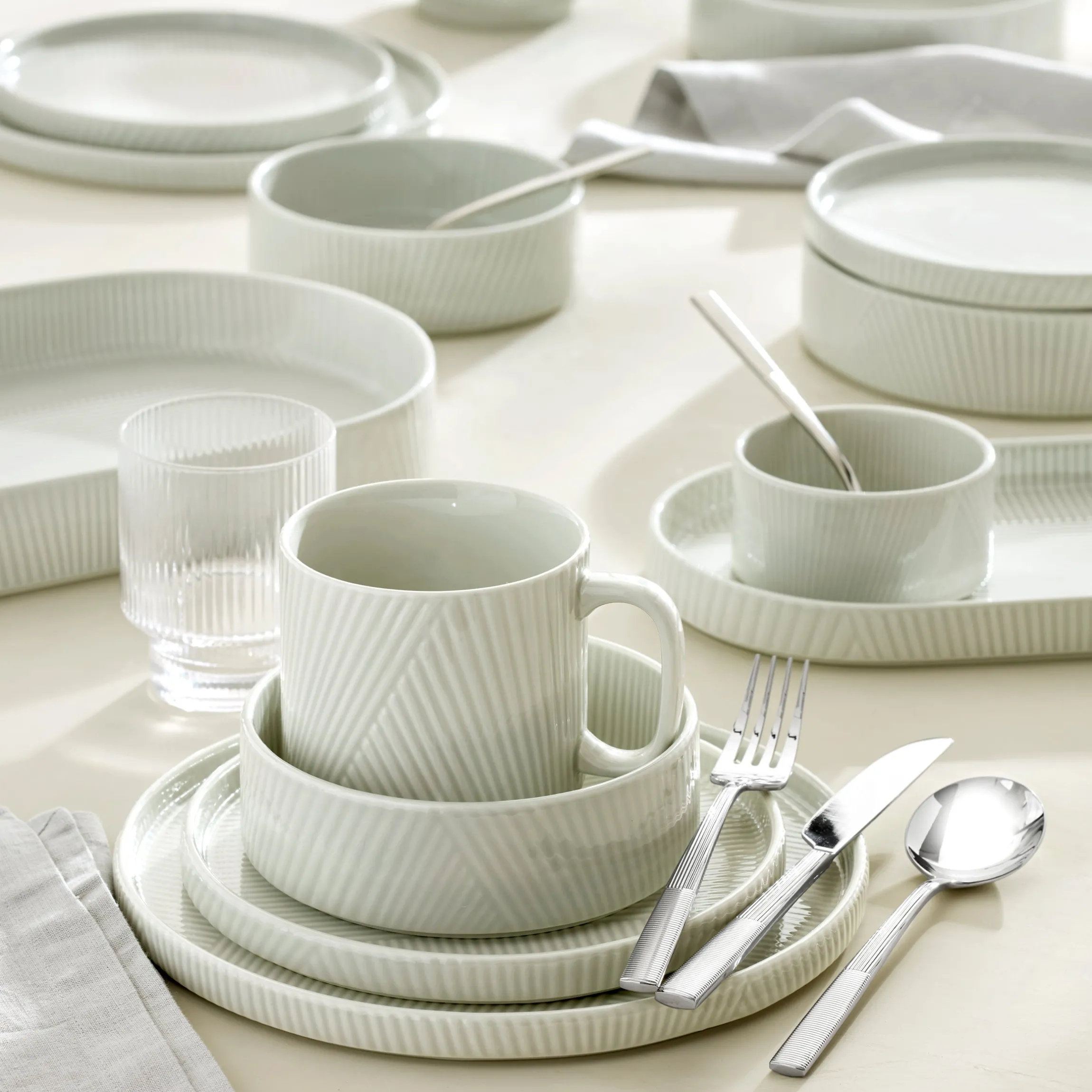 Modulus Vapor 12-Piece Dinnerware Set