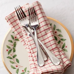 Noella 65-Piece Flatware Set