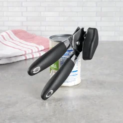 Oneida Kitchen Easy-Turn Can Opener & Bottle Cap Opener