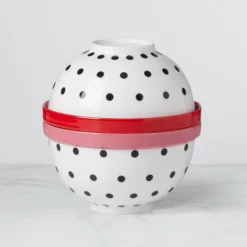 On The Spot 8-Piece Nesting Dinnerware Set