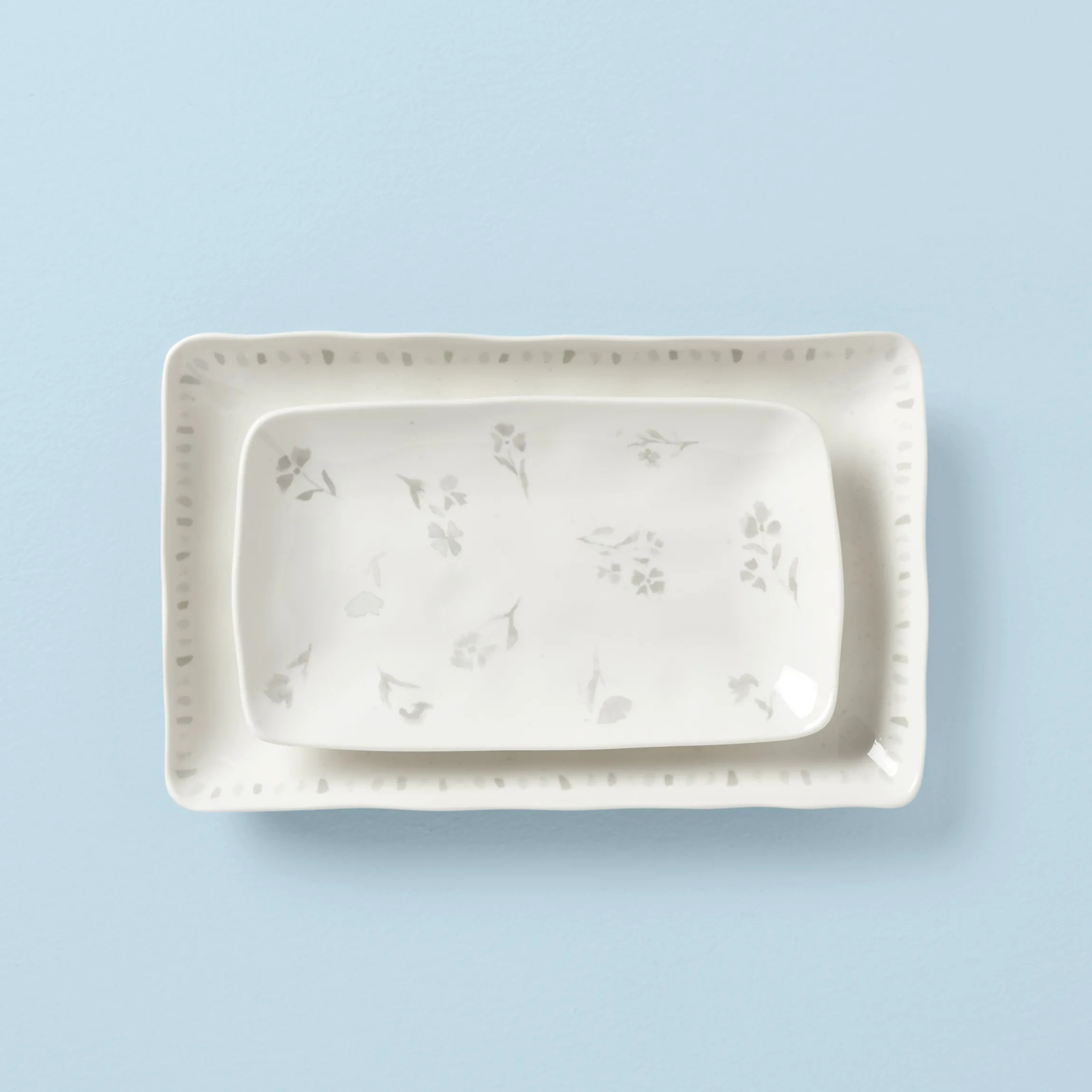 Oyster Bay 2-Piece Nesting Serving Platters