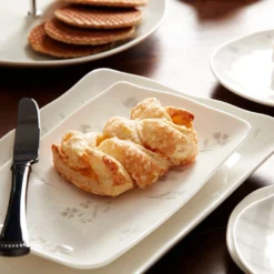 Oyster Bay 2-Piece Nesting Serving Platters