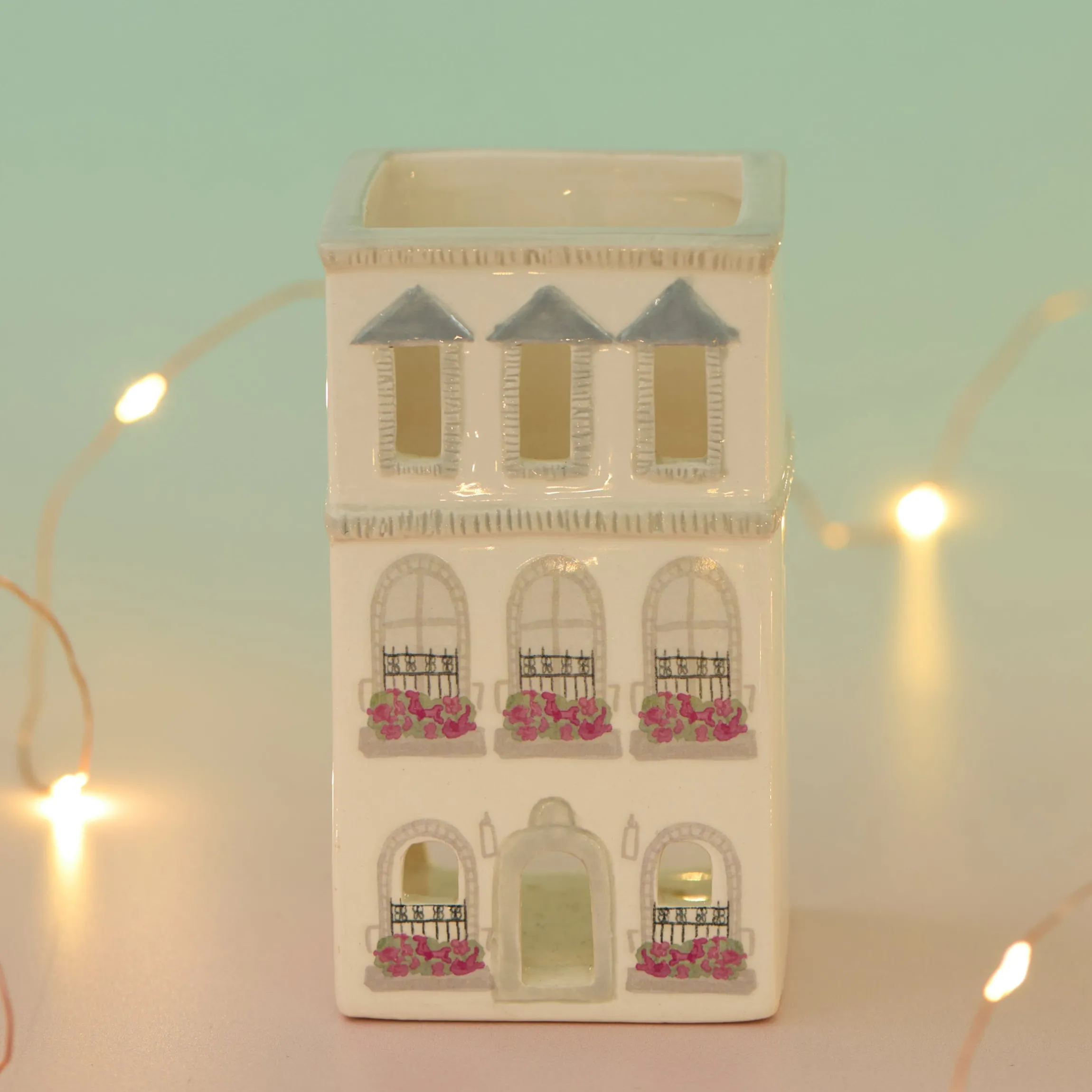 Parisian Townhouse Incense & Tea Light Holder