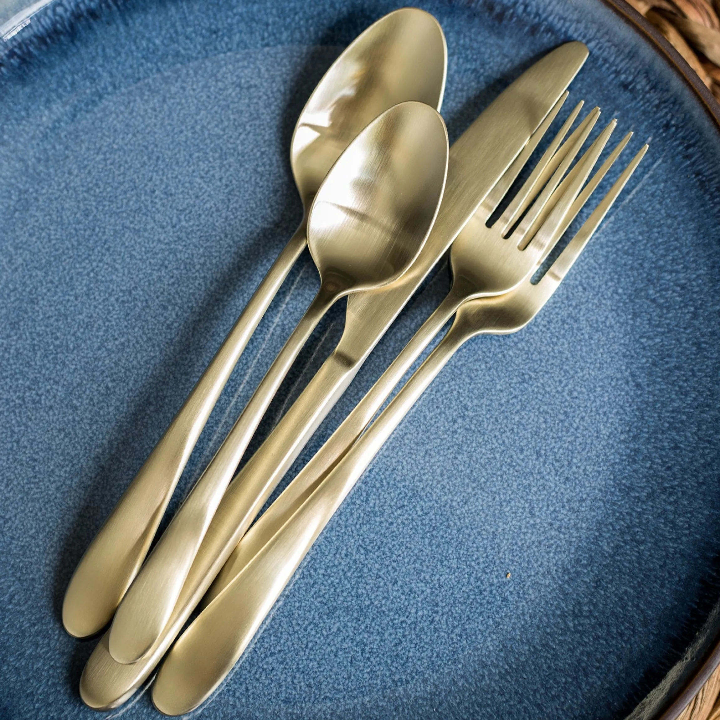 Poet Champagne Satin 20-Piece Flatware Set