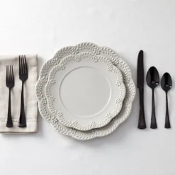 Portola Black Mirror 20-Piece Flatware Set