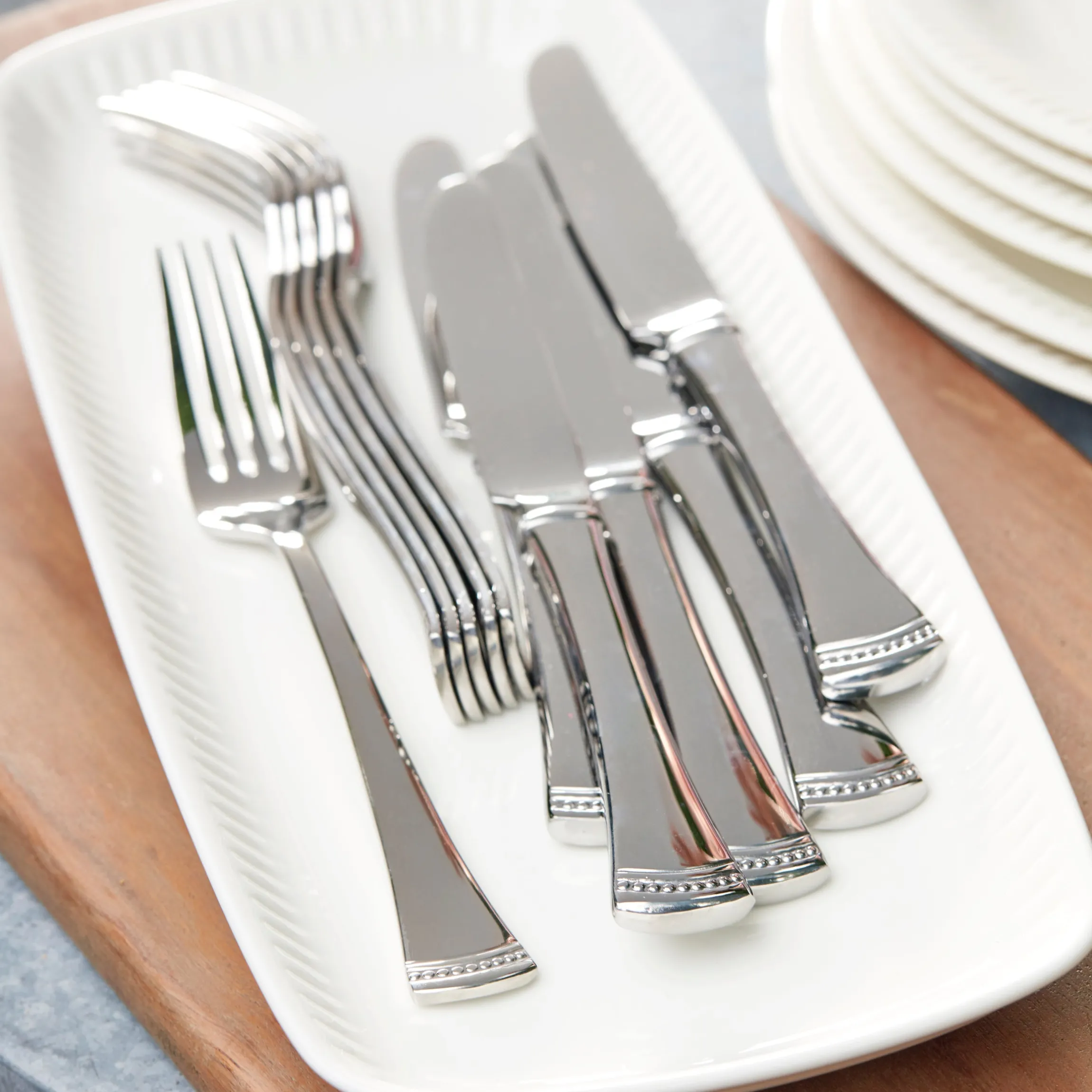 Portola 65-Piece Flatware Set