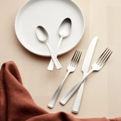 Reid Satin 20-Piece Flatware Set