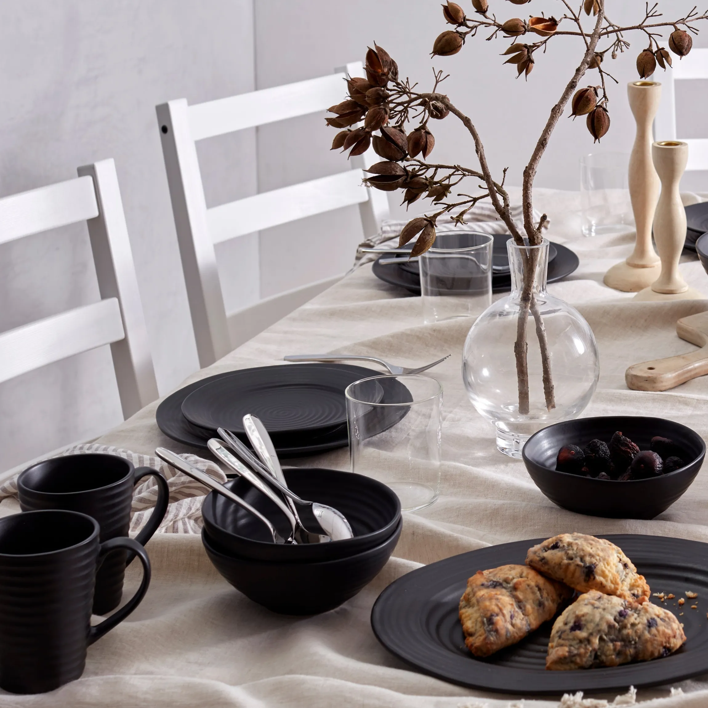 Ridge Black Mugs, Set of 4