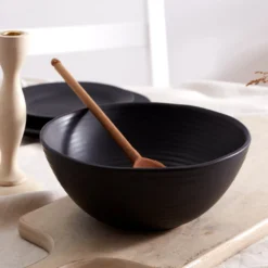 Ridge Black 12-Piece Dinnerware Set