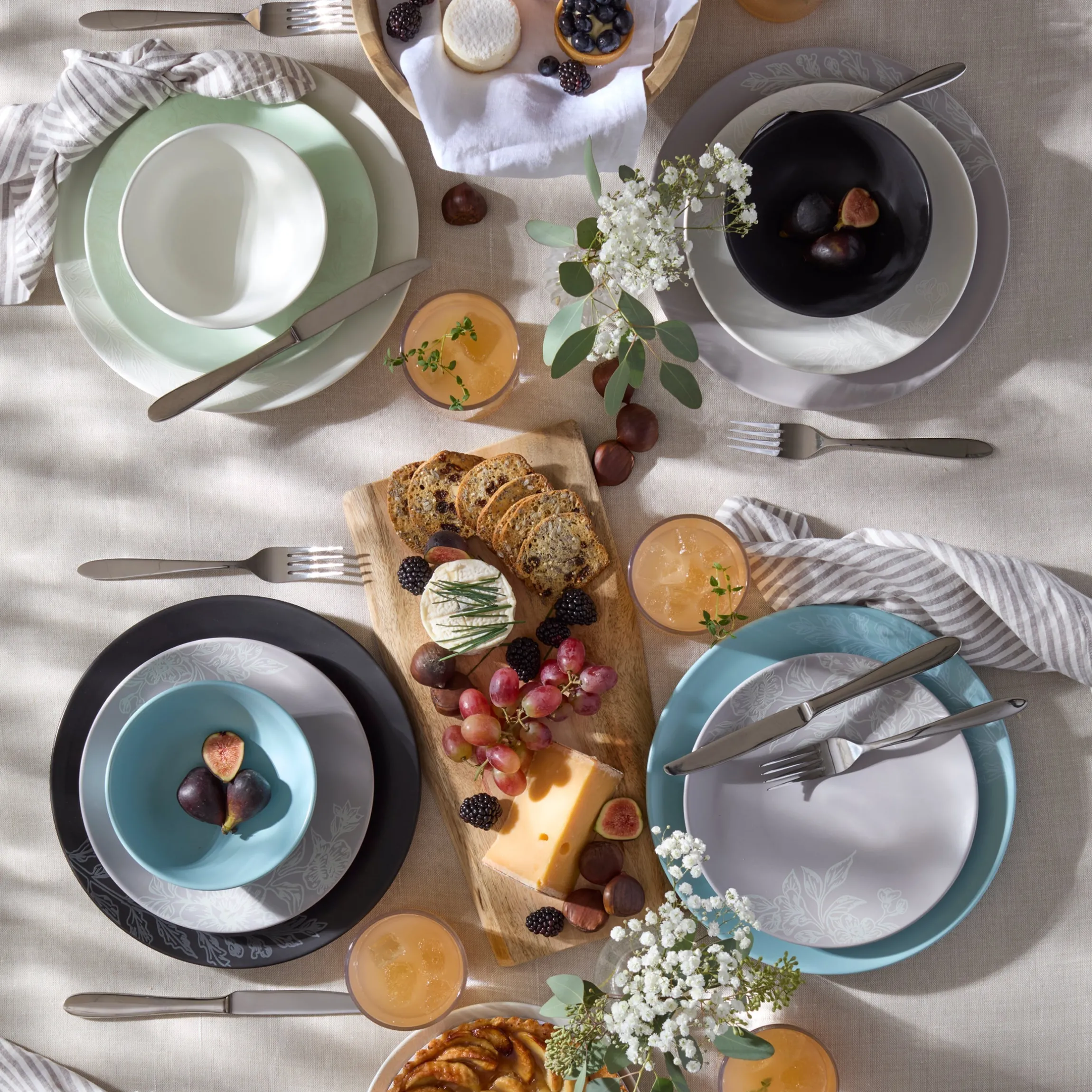 Roseto Soft Sage 12-Piece Dinnerware Set