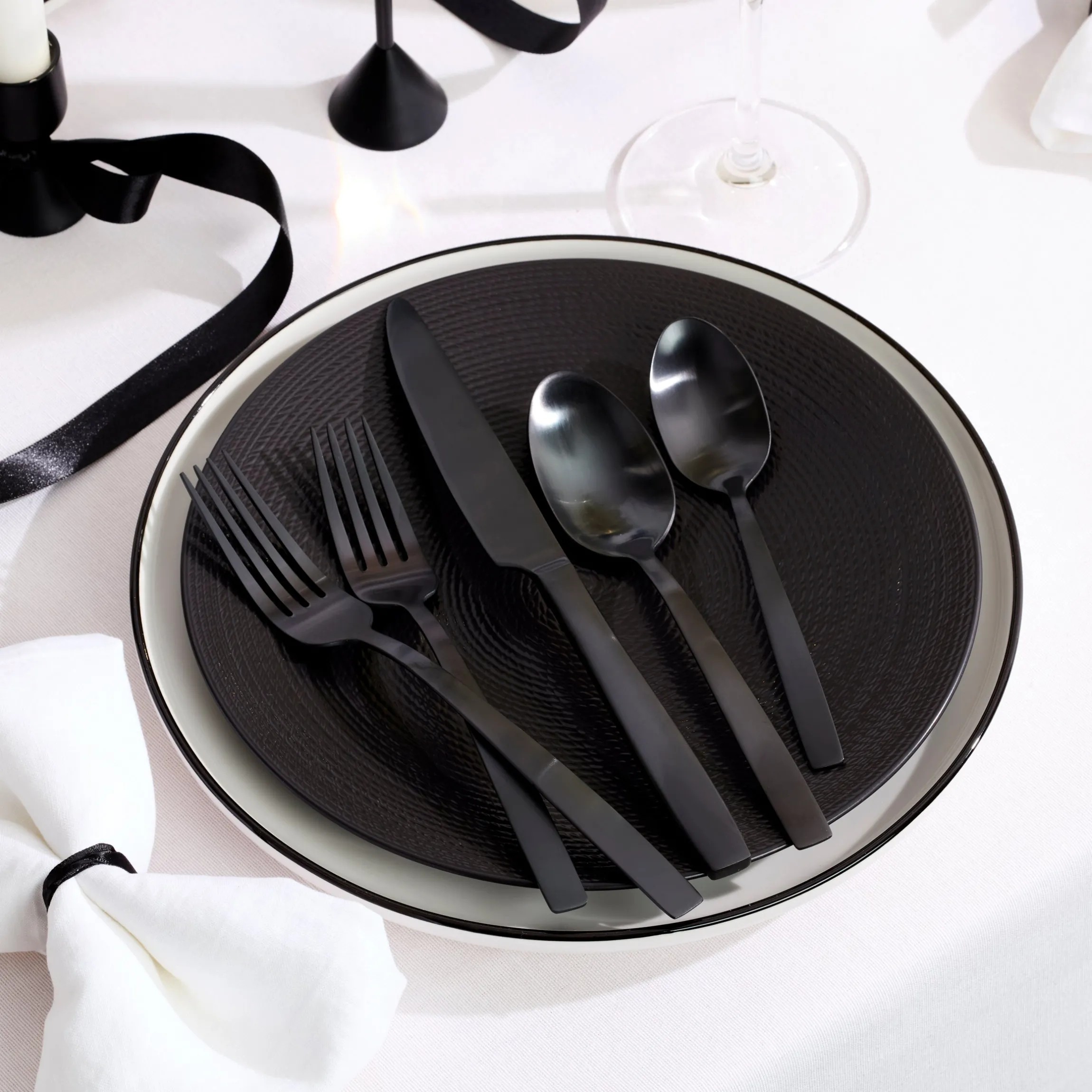 24 Seven Black Rim 12-Piece Dinnerware Set