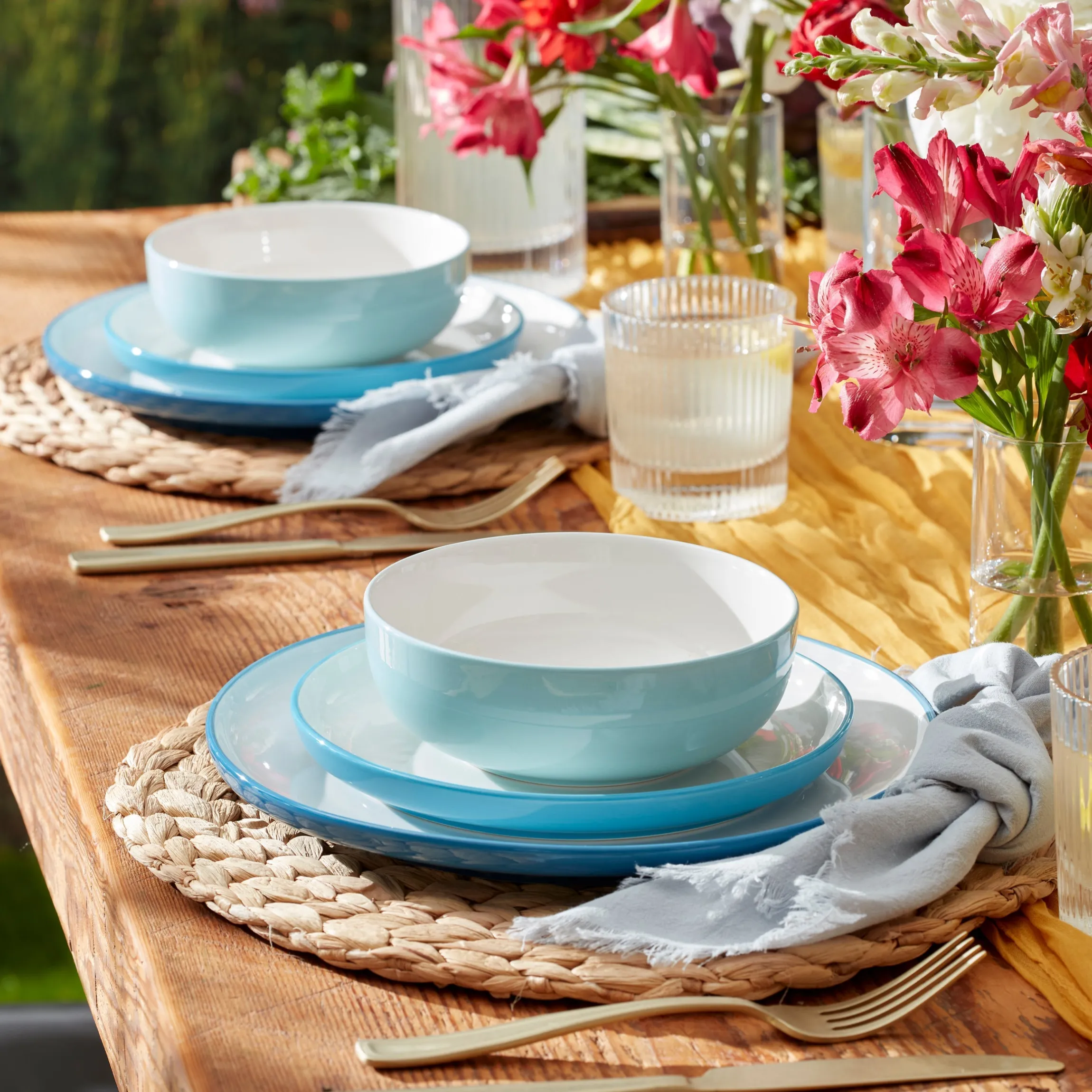 24 Seven Colors Turquoise 12-Piece Dinnerware Set