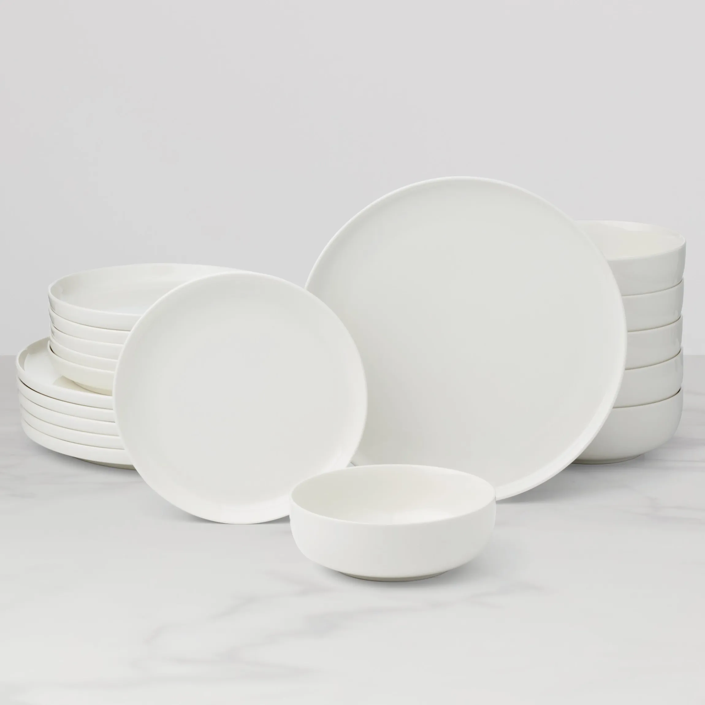 24 Seven White 18-Piece Dinnerware Set