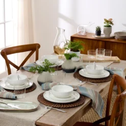 24 Seven White 12-Piece Dinnerware Set