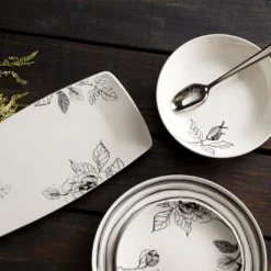 Sketchbook 12-Piece Dinnerware Set