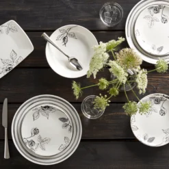 Sketchbook 12-Piece Dinnerware Set