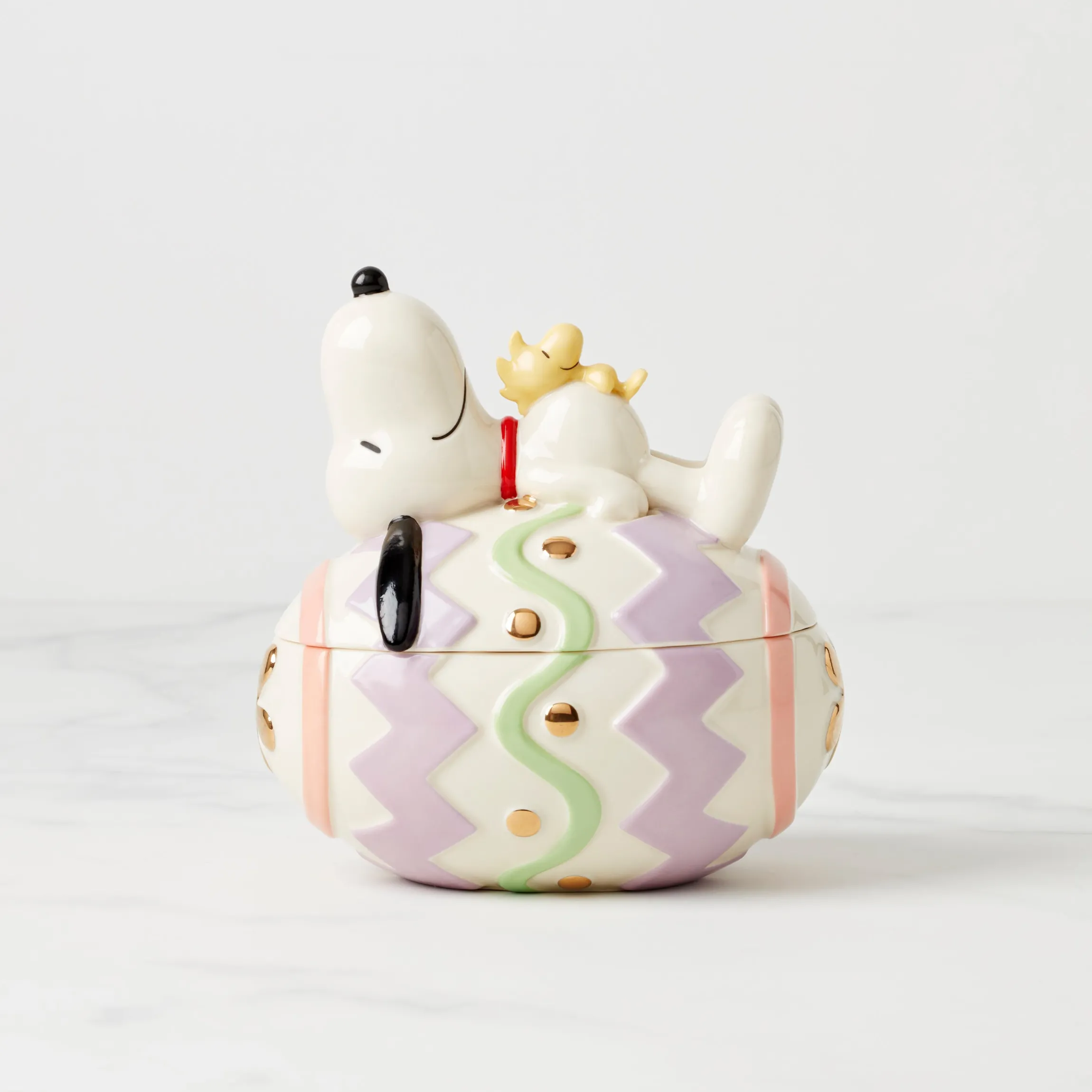Snoopy Easter Covered Candy Dish