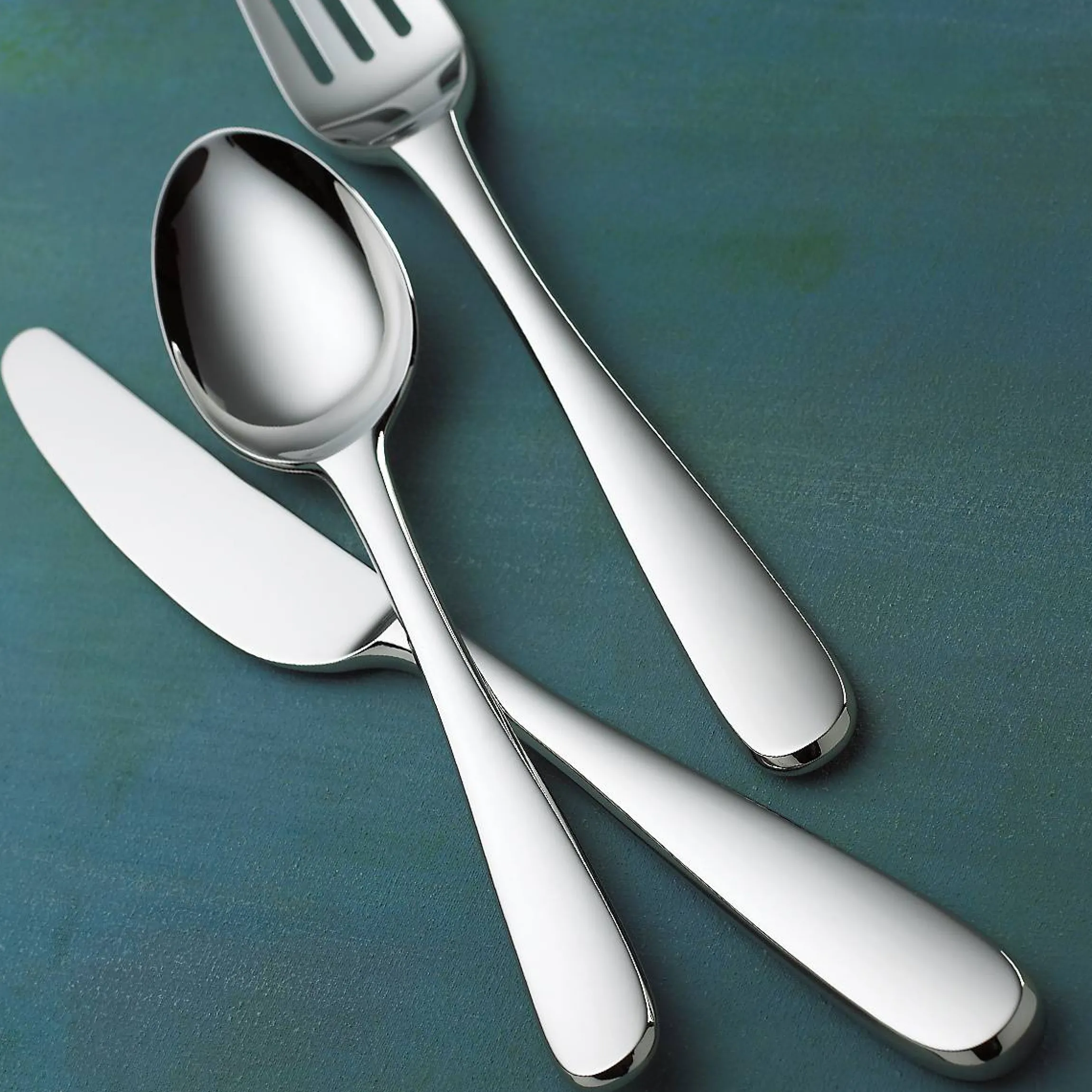 Stratton 65-Piece Flatware Set