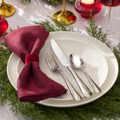 Studio 1414 Coupe 16-Piece Dinnerware Set