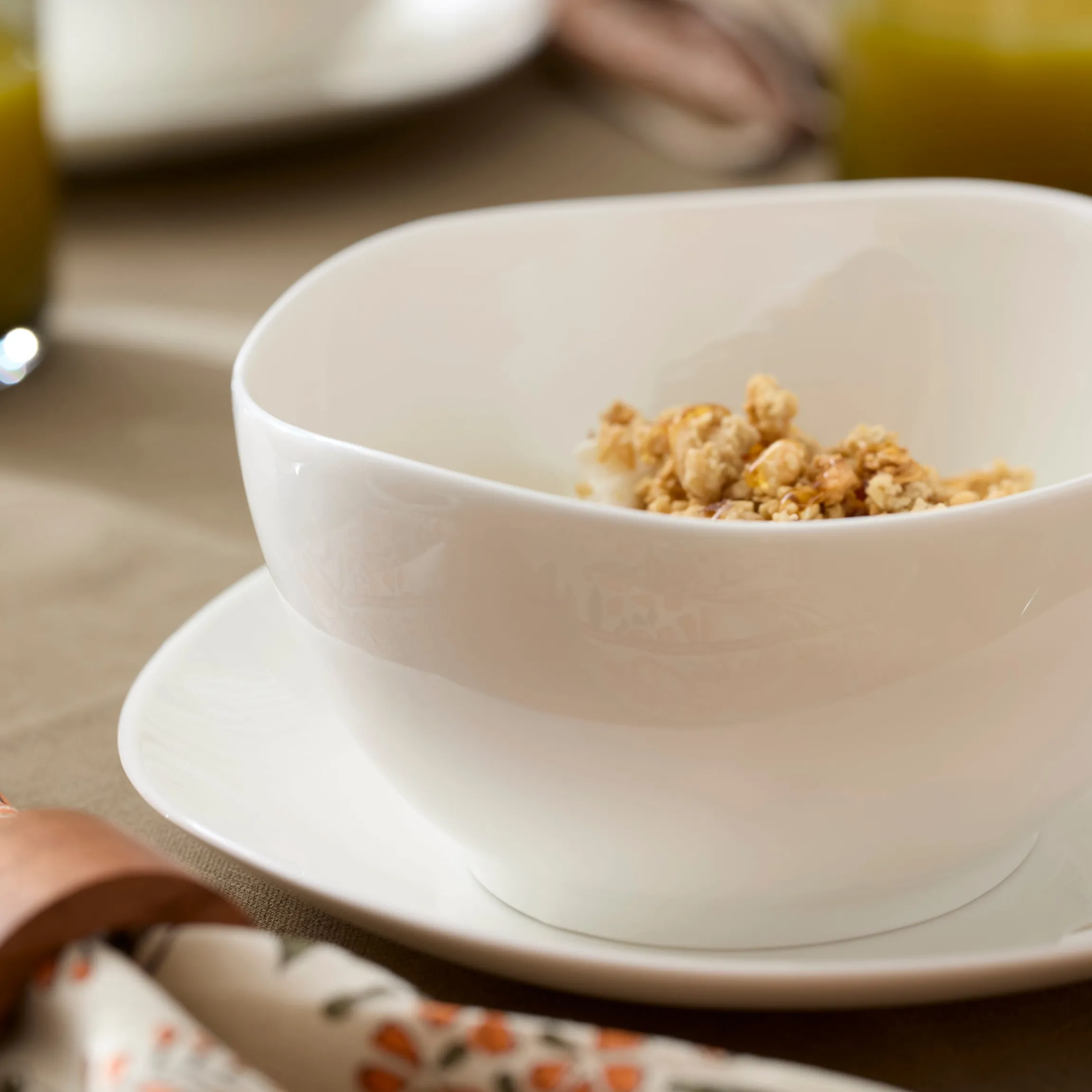 Studio 1414 Curve 12-Piece Dinnerware Set