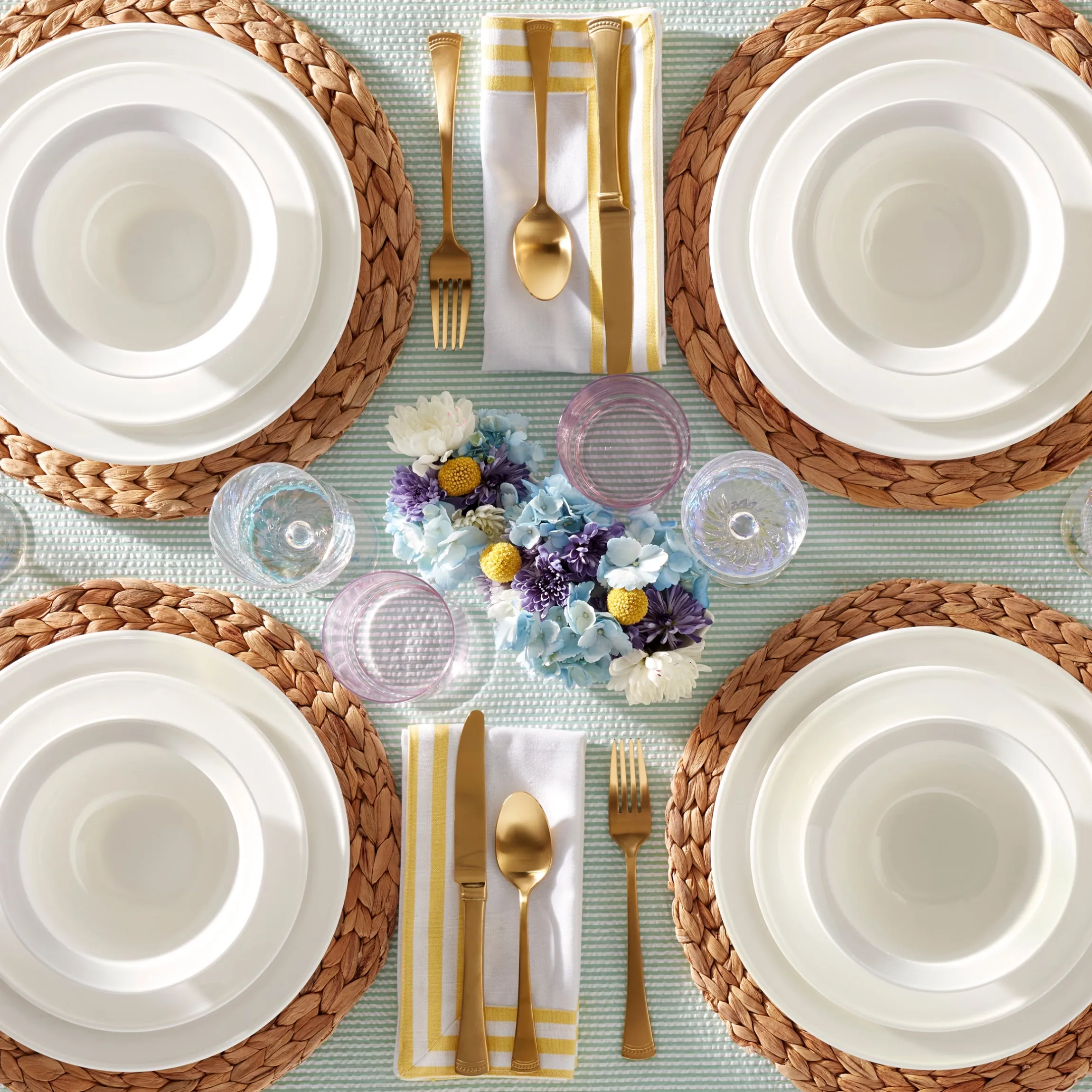 Studio 1414 Rimmed 16-Piece Dinnerware Set
