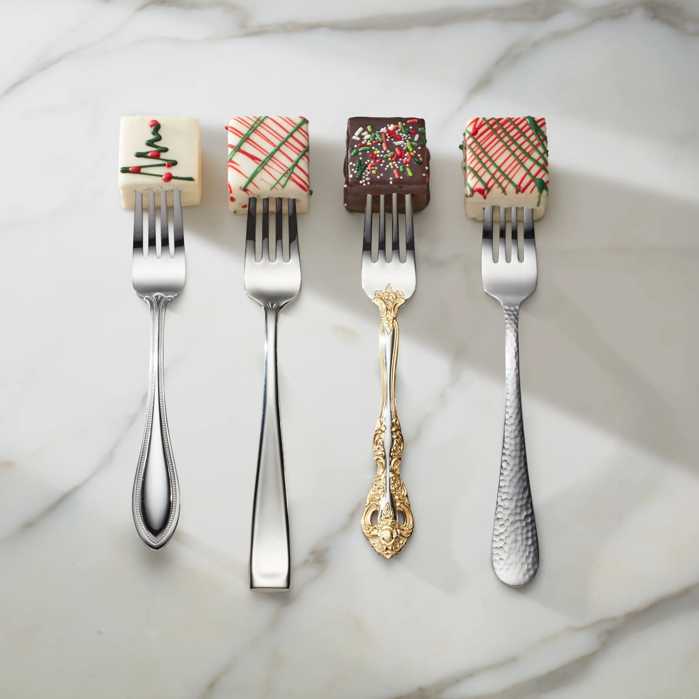 Tibet 45-Piece Flatware Set