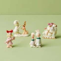 Who-Ville Accessories 4-Piece Figurine Set