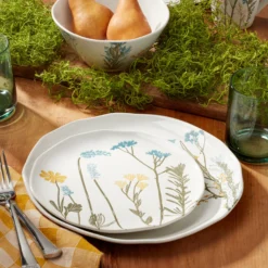 Wildflowers 12-Piece Dinnerware Set