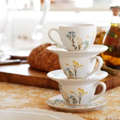 Wildflowers 8-Piece Espresso Cups & Saucers Set